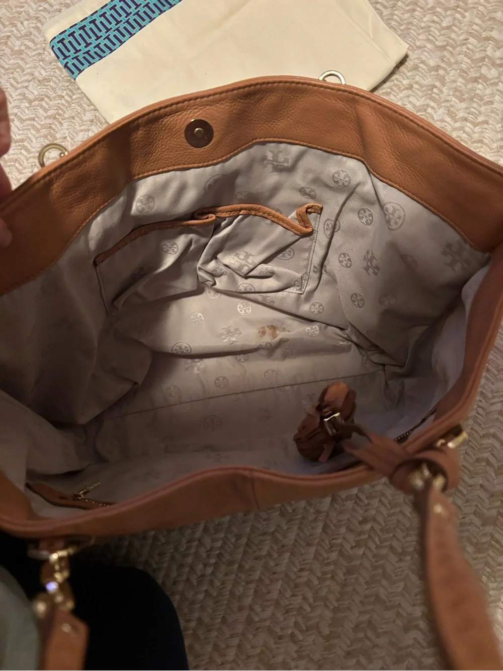 Tory Burch fair leather
